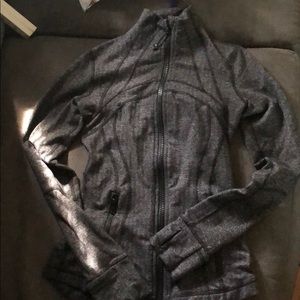 Lululemon define zip up